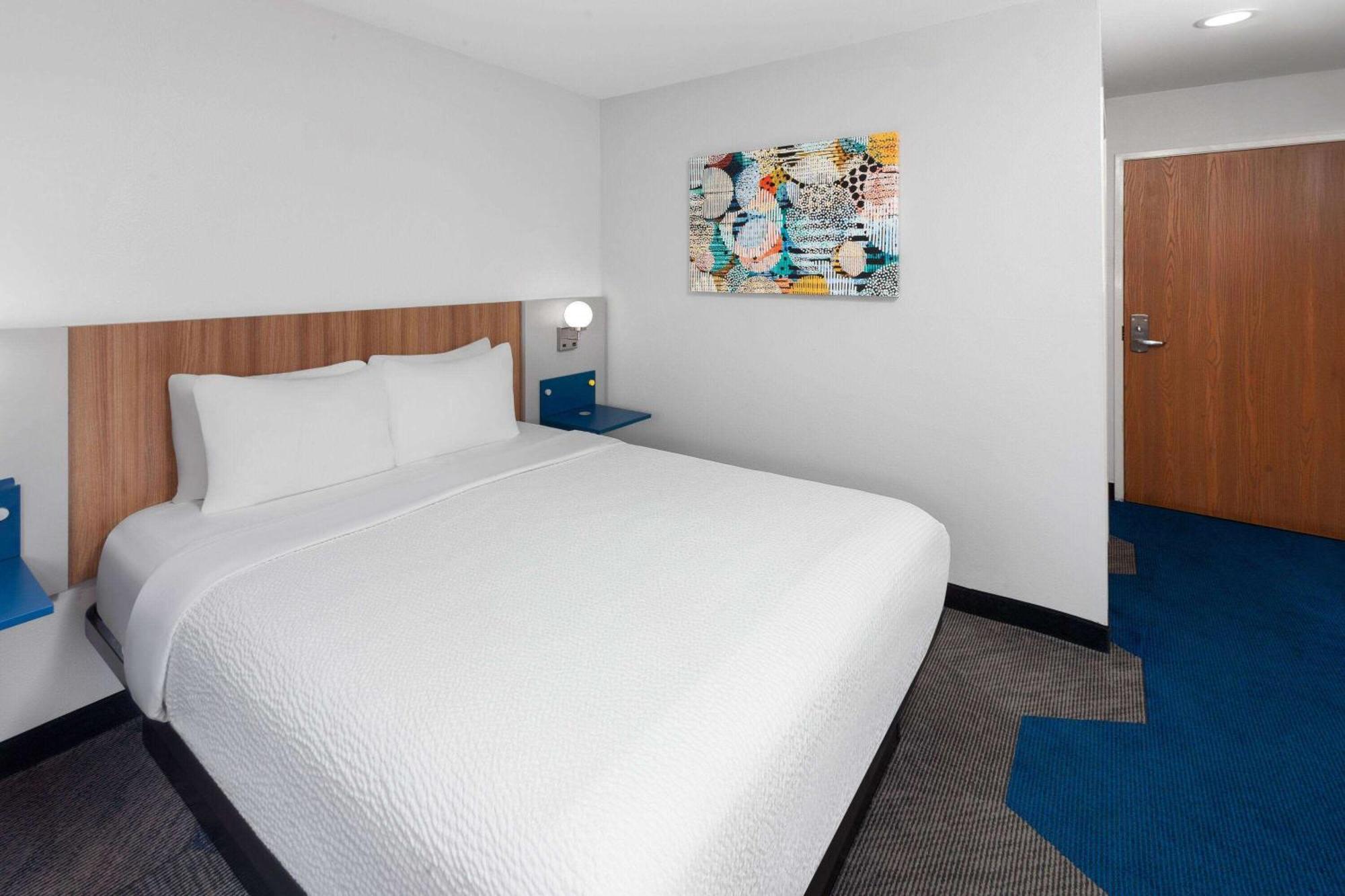 Microtel Inn By Wyndham Janesville Esterno foto